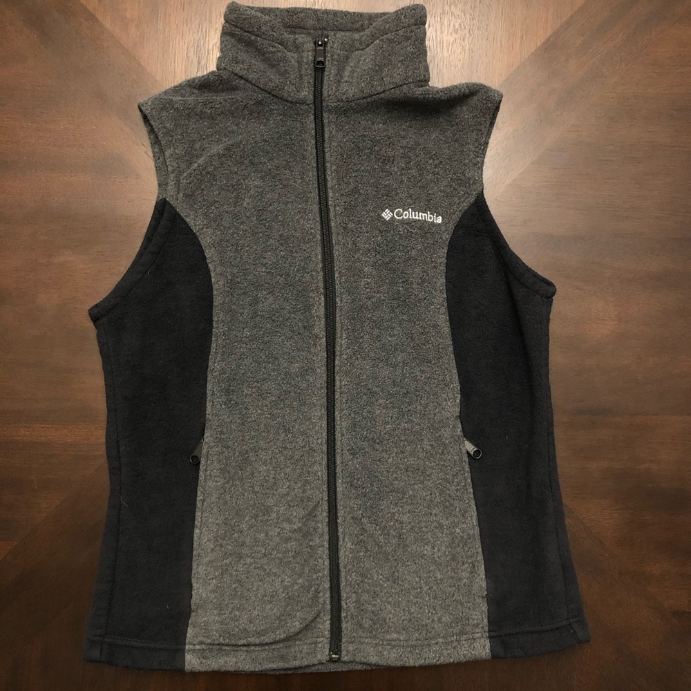 Columbia vest